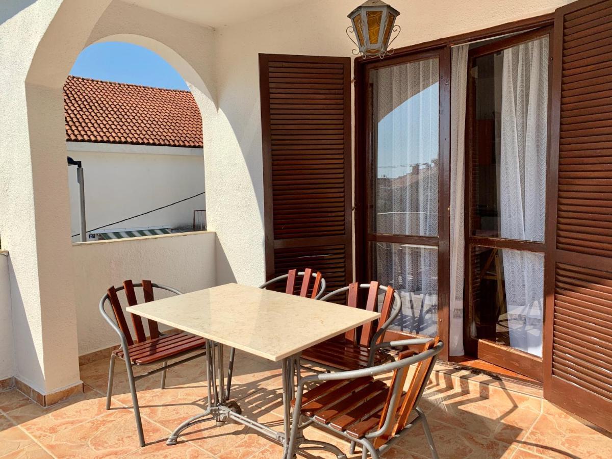 Apartments Mari Pržno Eksteriør bilde